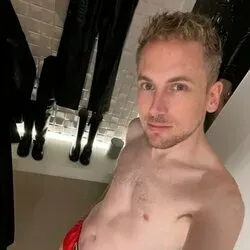 OnlyFans cuenta puphalt avatar 1