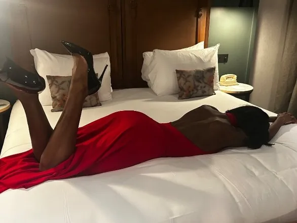 OnlyFans cuenta amelia-cox header 2