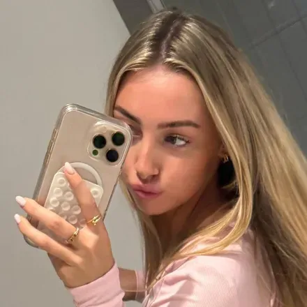 OnlyFans account  faedaw avatar 1