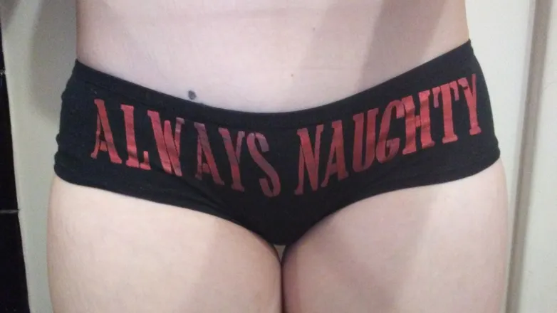OnlyFans cuenta cutiewithalilbootie header 2