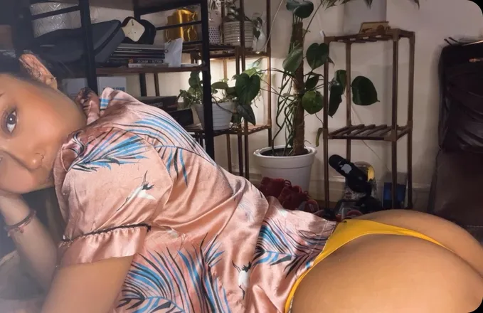 OnlyFans cuenta slipperyplanties header 2