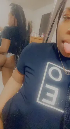 OnlyFans cuenta lovevol_queen avatar 1