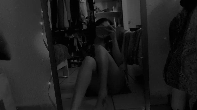 OnlyFans cuenta hannadrey710 header 2