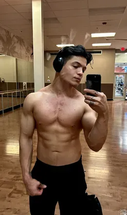 OnlyFans cuenta daddymelvn avatar 1