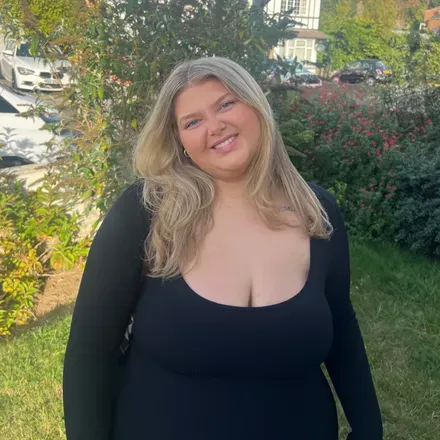 OnlyFans cuenta caityred avatar 1