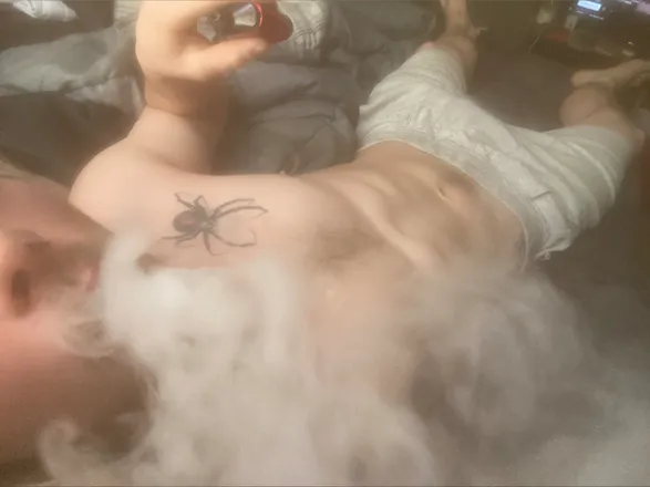 OnlyFans cuenta thepoongoon99 header 2
