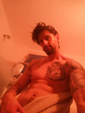 OnlyFans cuenta maxthehung header 2