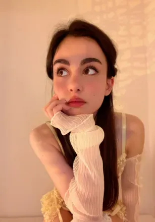 OnlyFans cuenta callmeariana avatar 1