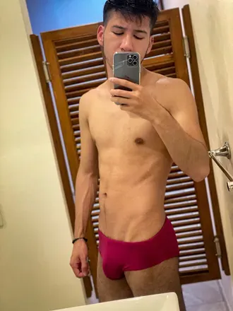 OnlyFans cuenta eemerzon_09 avatar 1