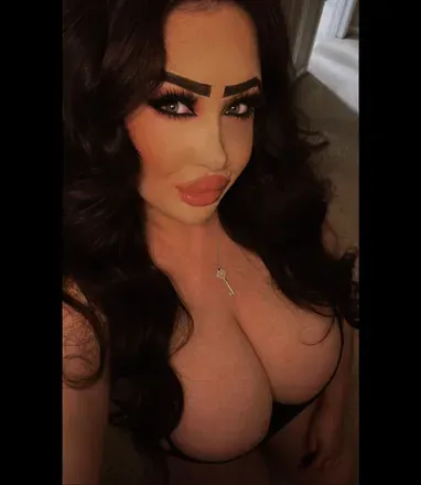 OnlyFans cuenta bustyvegas avatar 1