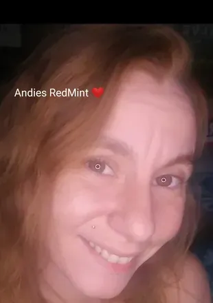 OnlyFans cuenta andiesredmint header 2