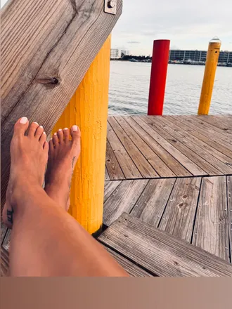 OnlyFans account  solesandtoes header 2