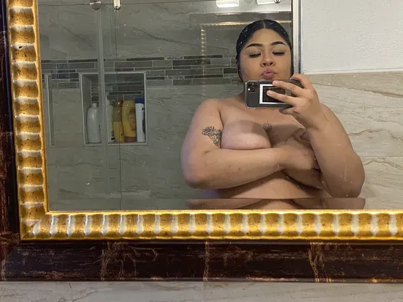 OnlyFans cuenta strawberrygremlin avatar 1