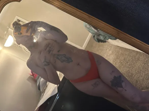 OnlyFans cuenta doomedrose header 2