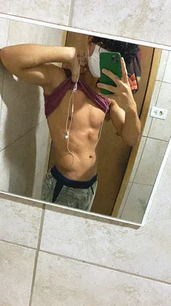 OnlyFans cuenta luidi852 header 2