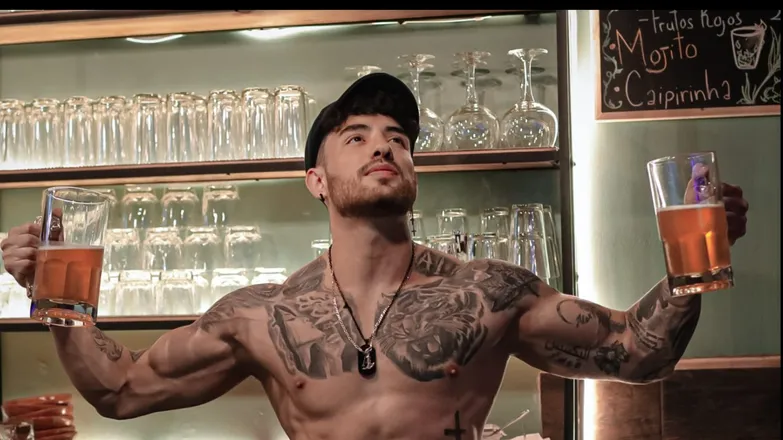 OnlyFans cuenta alexander_official header 2