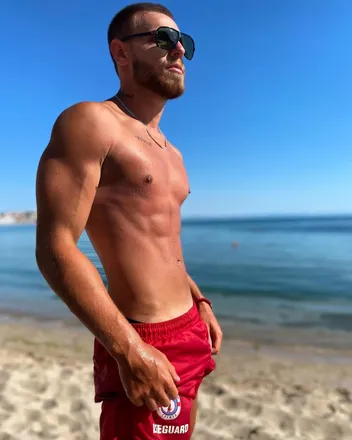 OnlyFans cuenta kostovv header 2