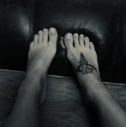 OnlyFans cuenta daniellasfootfotos header 2