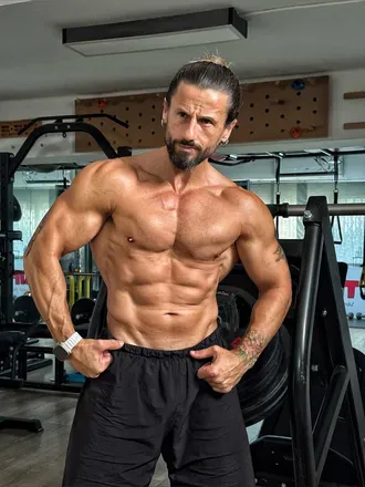 OnlyFans cuenta resilentkai avatar 1