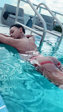 OnlyFans cuenta amariloganxx header 2