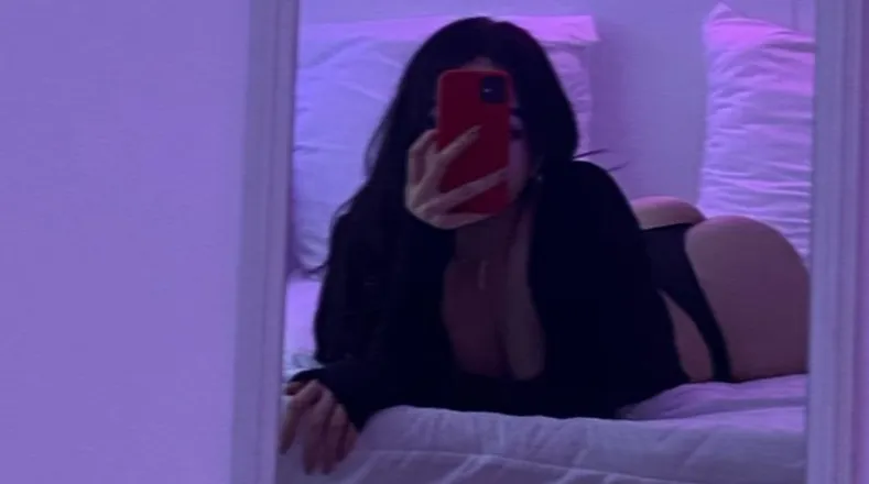 OnlyFans cuenta aracely_96 header 2