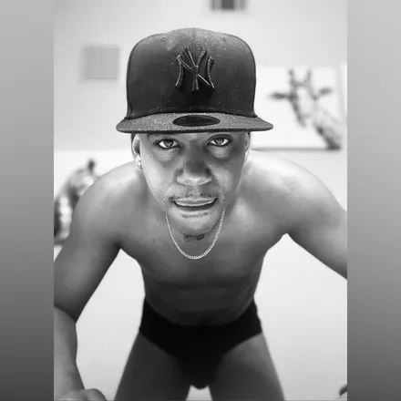 OnlyFans cuenta b3ntly4 header 2