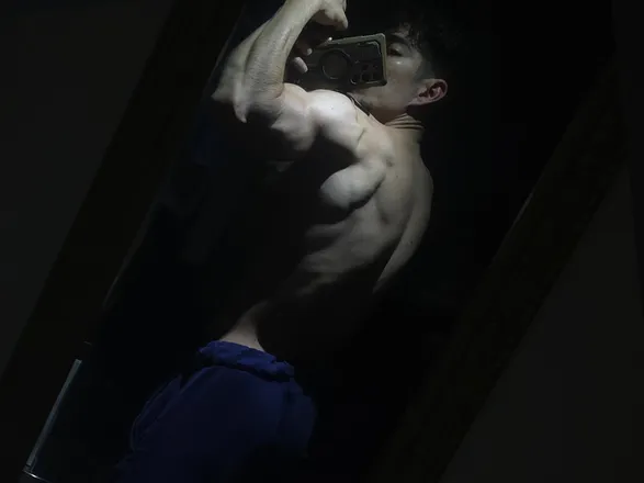 OnlyFans cuenta big-rhino header 1