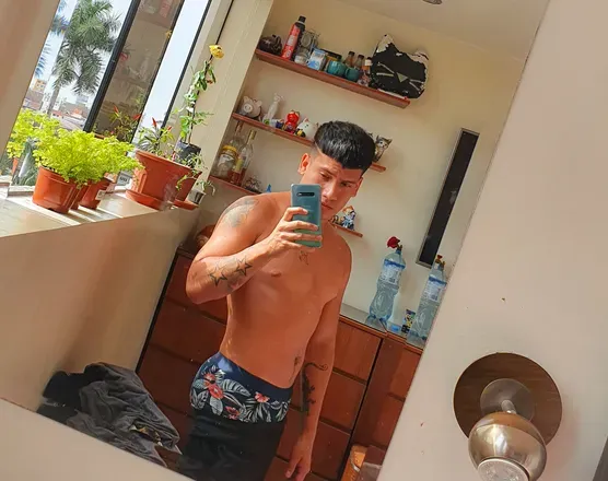OnlyFans cuenta cesarvasquez avatar 1