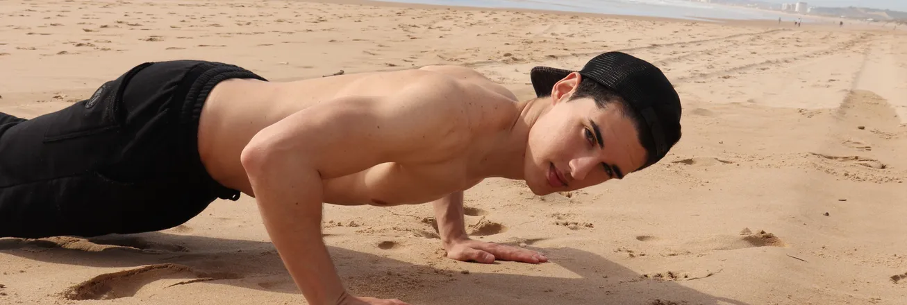 OnlyFans account  nelsonfarrim header 2
