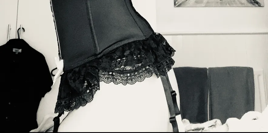OnlyFans cuenta xbabydolltrinityx header 2