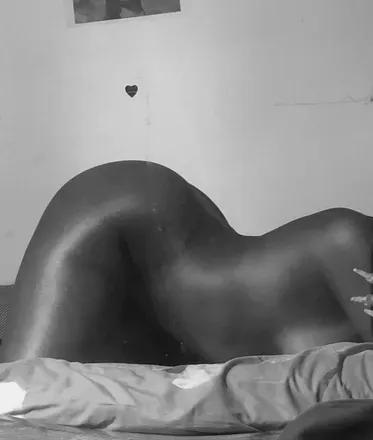 OnlyFans cuenta justthatshortgurllie avatar 1