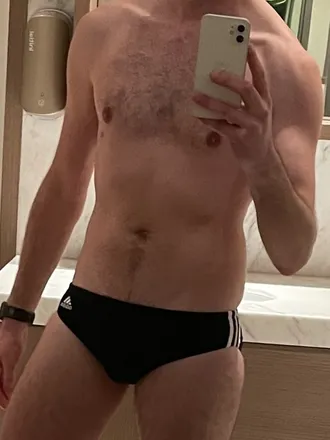 OnlyFans cuenta 23straightgonegay header 2