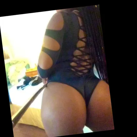 OnlyFans cuenta juicymammi header 2