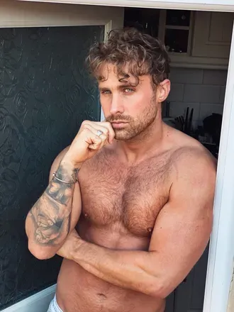 OnlyFans cuenta rossilino avatar 1