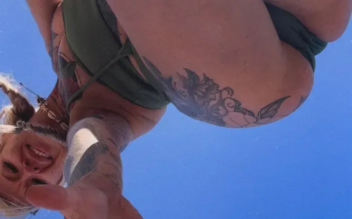OnlyFans cuenta ashley-may00 header 2