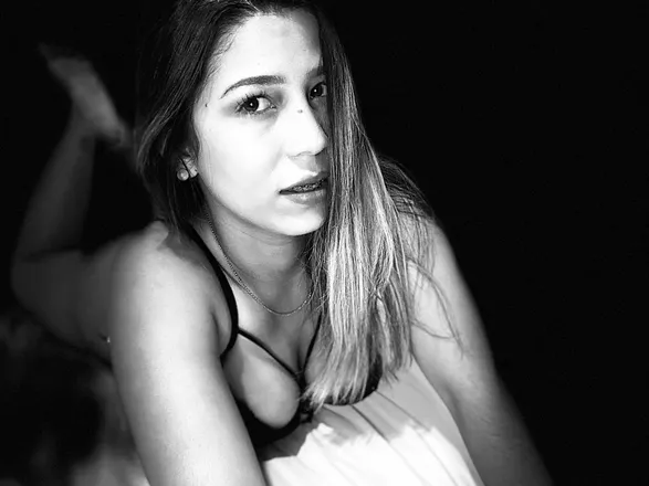 OnlyFans cuenta genessissanchez18 header 2