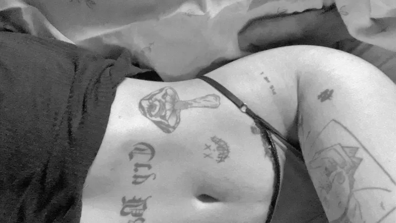 OnlyFans cuenta spicymoomy69 header 2