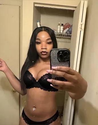 OnlyFans cuenta azjanae avatar 1
