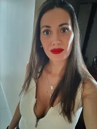 OnlyFans cuenta shyvelvet23 avatar 1