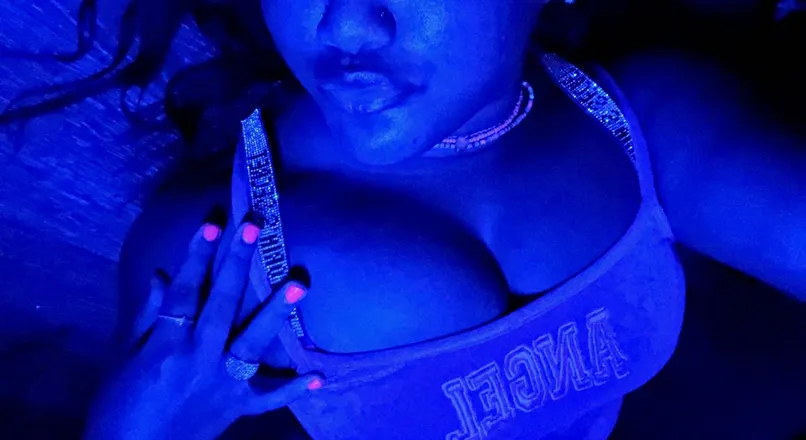 OnlyFans cuenta itzlexaa header 2