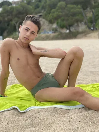 OnlyFans cuenta bebesitoo13 header 2