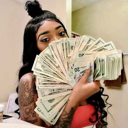 OnlyFans cuenta jenniesofine header 2