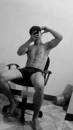 OnlyFans account  johnnyss666 avatar 1