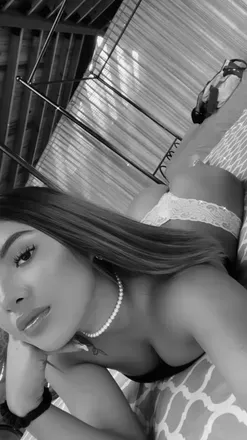 OnlyFans cuenta cassvel header 2