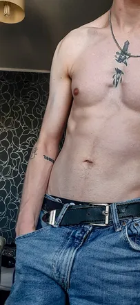 OnlyFans cuenta youngboyyy00 header 2