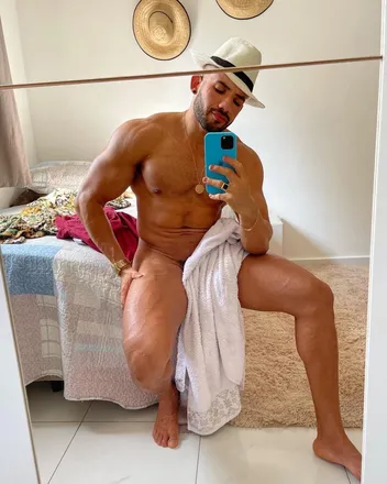 OnlyFans cuenta robsonjaymes header 2