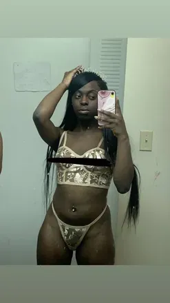 OnlyFans cuenta niajay.xo previous_avatars_1 3
