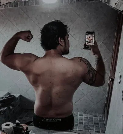 OnlyFans cuenta carlos_oliver header 2