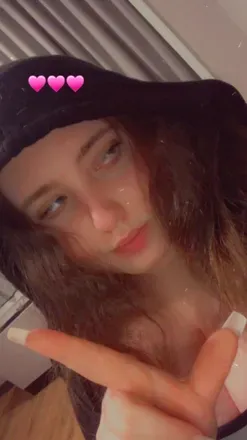 OnlyFans account  katclark avatar 1