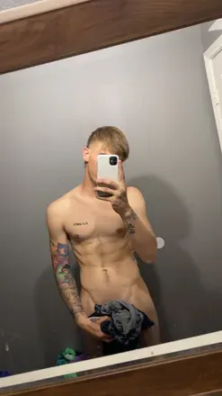 OnlyFans cuenta xjtylerx09 avatar 1